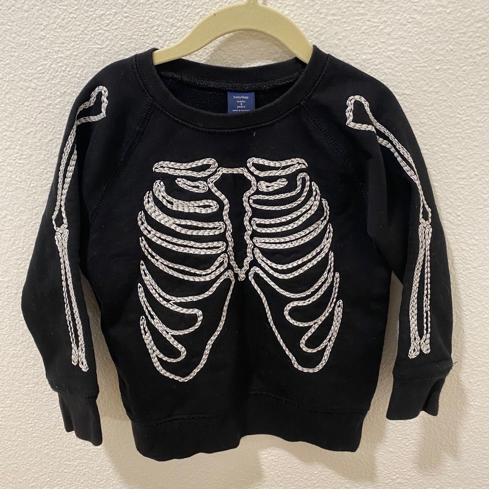 Gap glow-in-the-dark Halloween sweatshirt